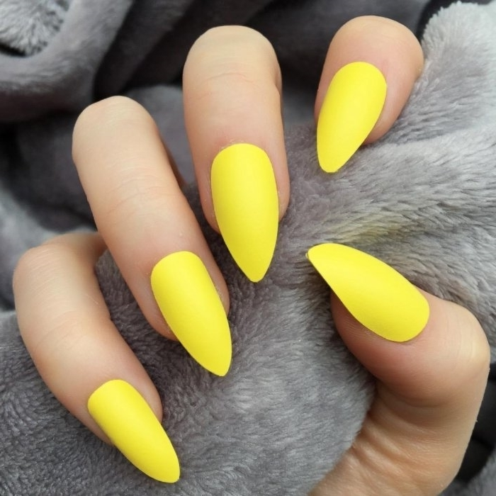 Желтые Матовые Ногти Дизайн