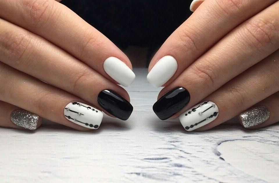 дизайн ногтей белое с черным