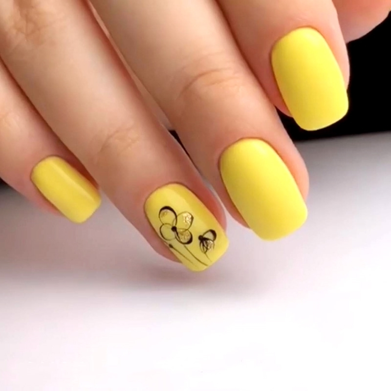 Простой Желтый Дизайн Ногтей