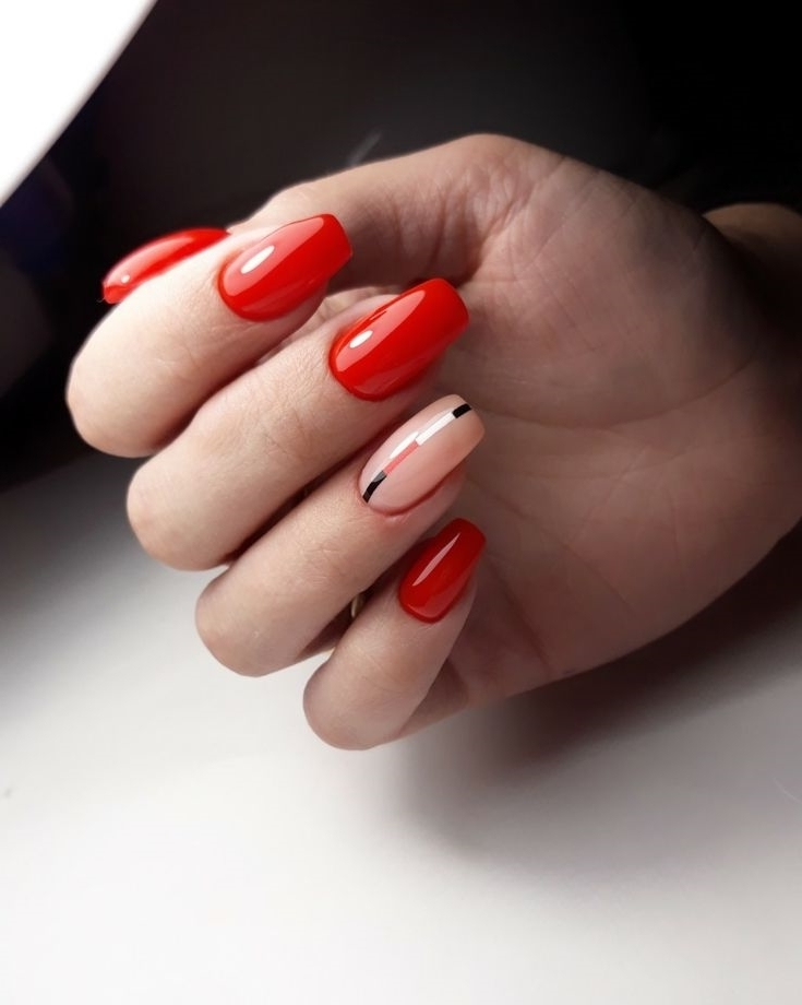 Яркий дизайн ногтей на квадратные ногти фото