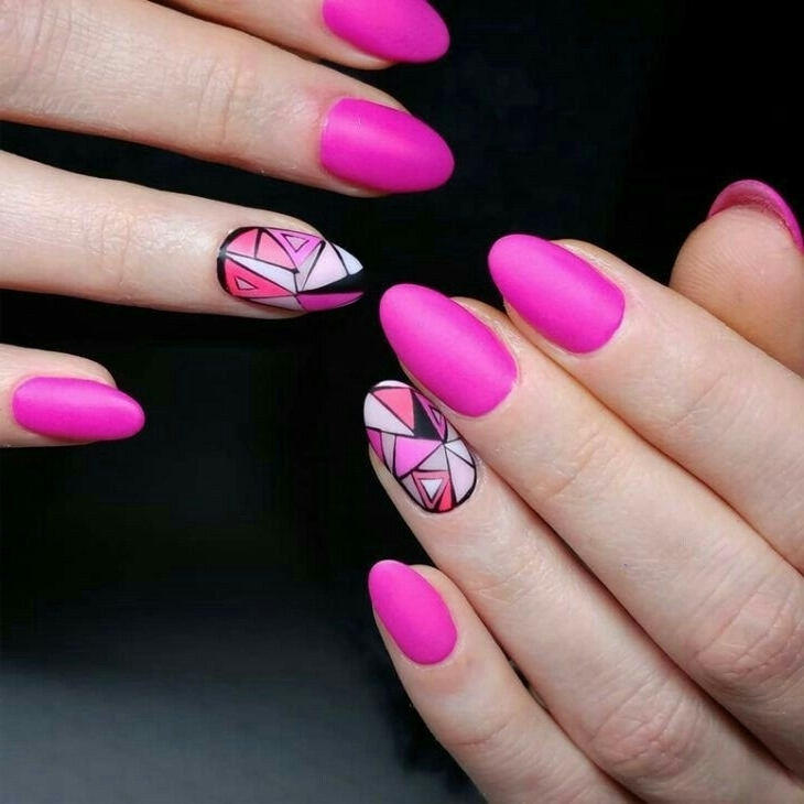 Маникюр фуксия. Ногти с яркими цветами. Розовые ногти фуксия. Малиновые ногти. Ногти 2024 фуксия