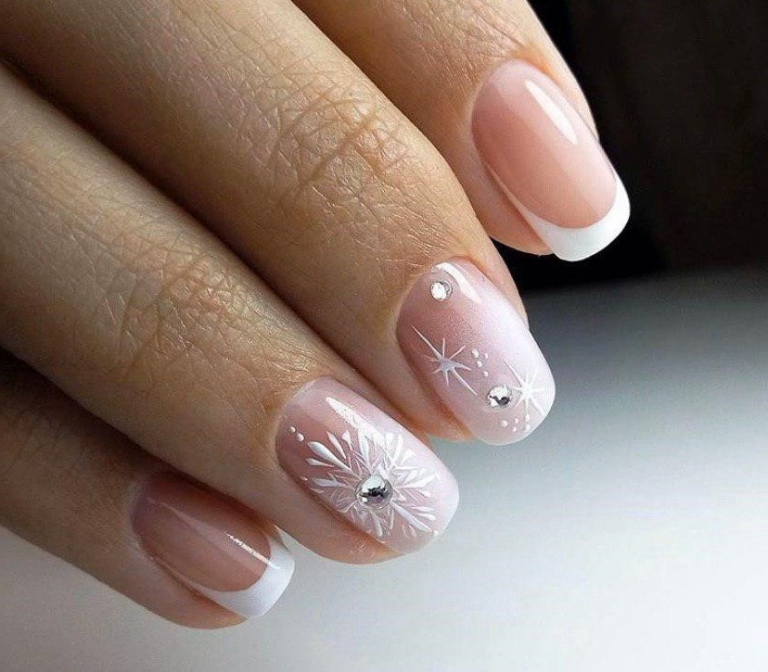 Фото ногтей дизайн на короткие ногти телесного цвета