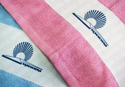 Печать на полотенцах: узнаваемость бренда и имидж компании
