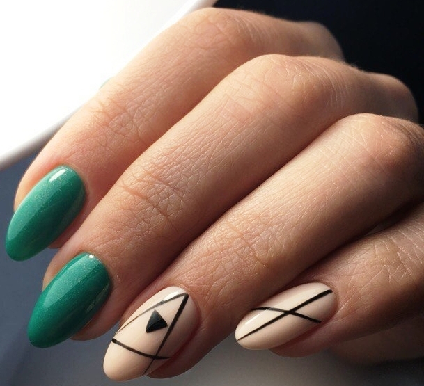 Красивые дизайны ногтей на апрель
